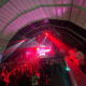 Carpa gigante. Detalle del concierto